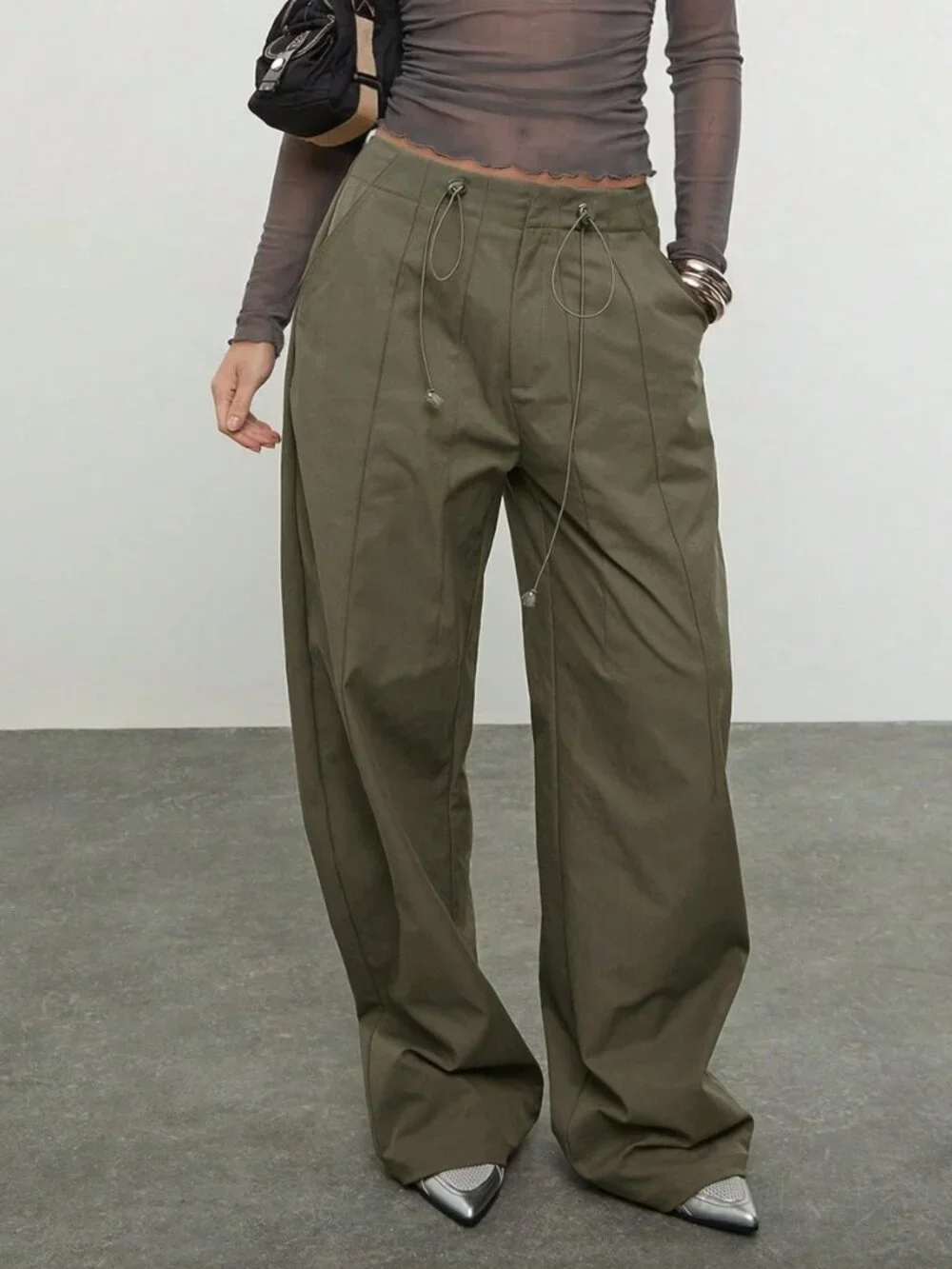 Green Casual Women's Mid Balloon Pleated Nylon Trousers